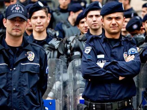 Polise mesai ücreti geliyor