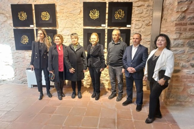 Esmaü'l Hüsna sergisi görücüye çıktı
