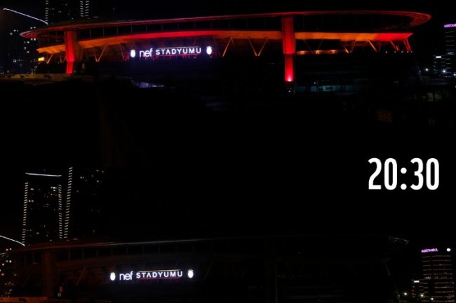 Işıklar kayıplarımız için kapandı!