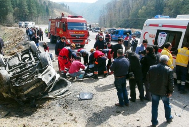 Zonguldak'ta kaza: 1 ölü, 3 yaralı!..