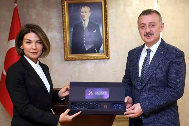 Başkan Büyükakın, Azeri Başkonsolosu'nu konuk etti