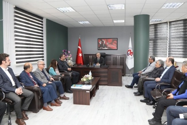 ERÜ Mühendislik Fakültesi'nde devir teslim töreni