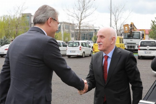 İçişleri Bakan Yardımcısı Erdil, Bingöl'de