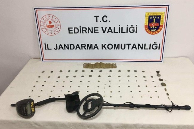 Edirne'de 93 adet sikke ele geçirildi