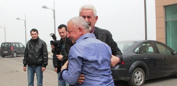 İzlendiler, gözaltına alındılar, serbest kalıp şov yaptılar!..