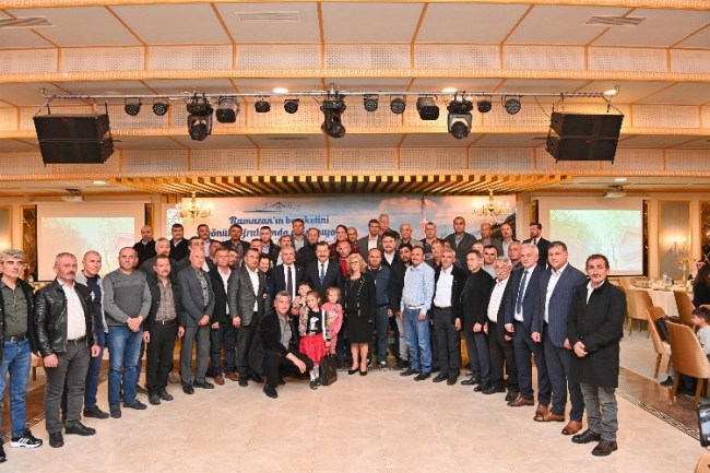 Başkan Yılmaz, Körfez'de muhtarlarla buluştu