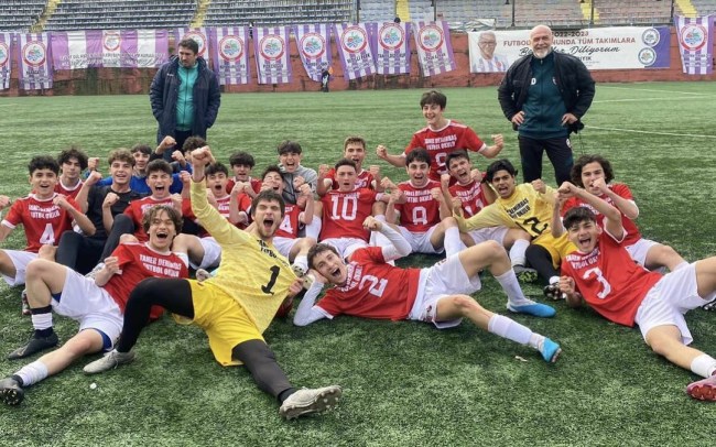 Şampiyon Ereğli Demirspor