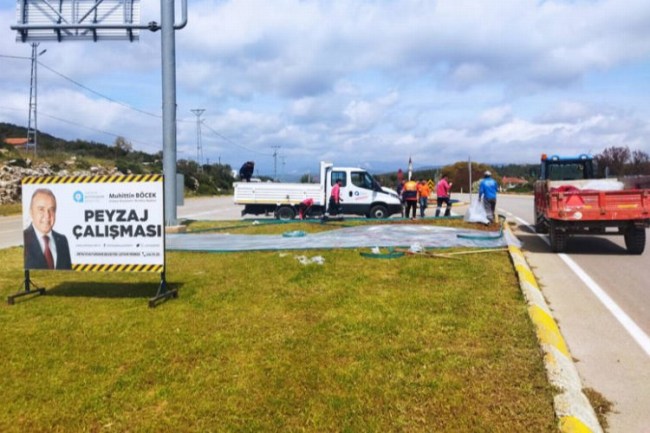 Üçağız Kavşağı'nda rengarenk kurakçıl peyzaj