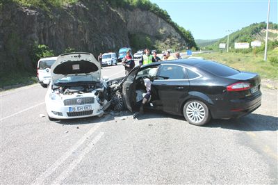 Trafik Kazası: 5 Yaralı