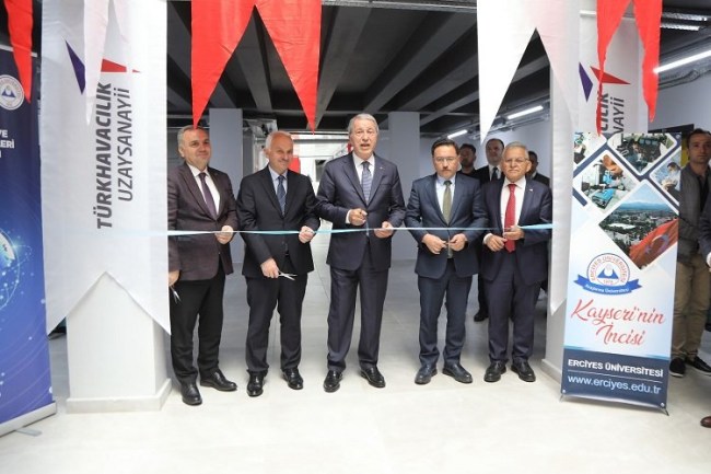 ERÜ'de Uzay Bilimleri Laboratuvarı açıldı