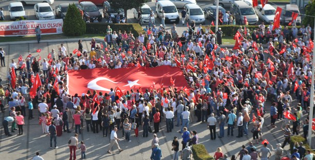 İNADINA 19 MAYIS!..