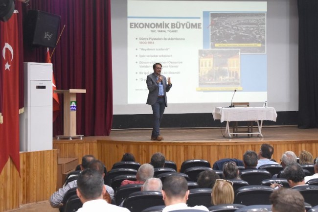 ‘Foçateyn' Foçalı tarih severle tanıtıldı