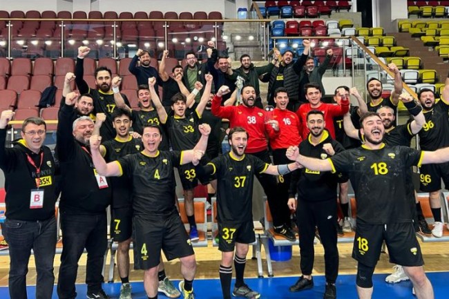 Konya Hentbol'da Süper Lig'e yükseldi