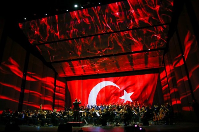 Türk Telekom Opera Salonu Galası'na uluslararası iki ödül