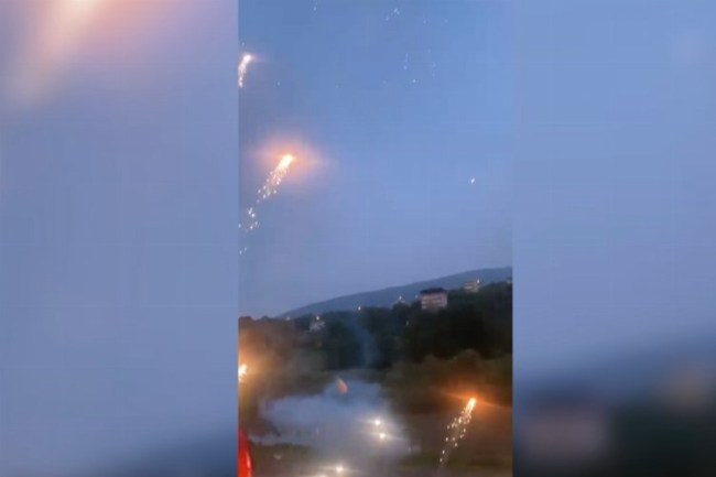 Nilüfer Boğaz Cafe'de havai fişek dehşeti!