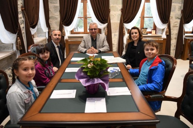 Anafartalar İlkokulu, İtalya'da Türkiye'yi temsil edecek