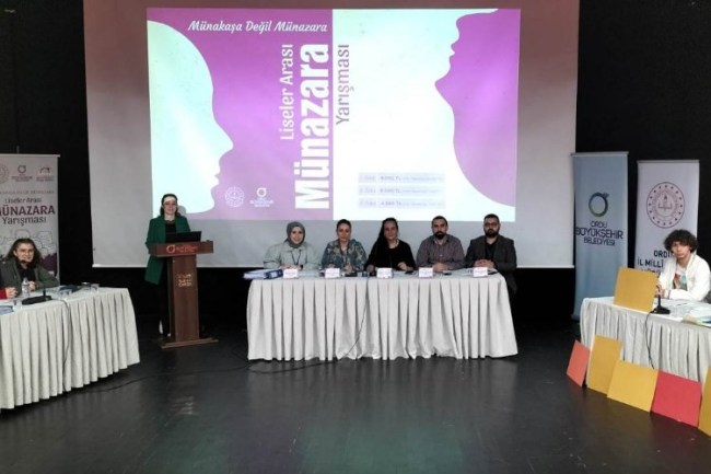 "Münakaşa Değil Münazara" finalistleri belli oldu