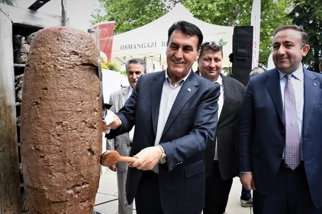 Bursa'nın damak çatlatan lezzetleri Osmangazi'de tanıtılıyor