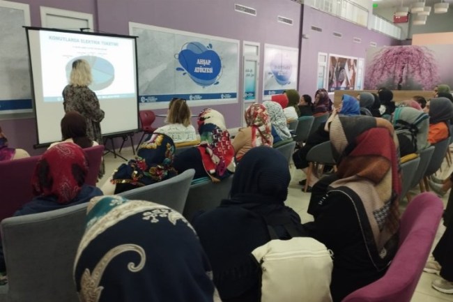 Kocaeli'de "Enerjini Evinde Kazan" eğitimi