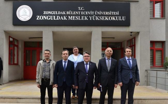 ZBEÜ Rektörü Özölçer’den Zonguldak MYO’ya ziyaret