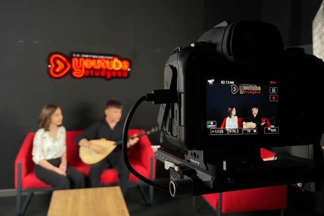 İzmitli gençlerden 'Youtube Stüdyosu'na yoğun ilgi