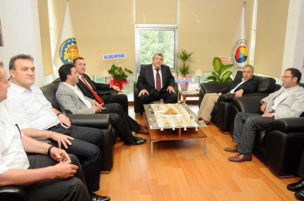 AK Parti'den ziyaretler..