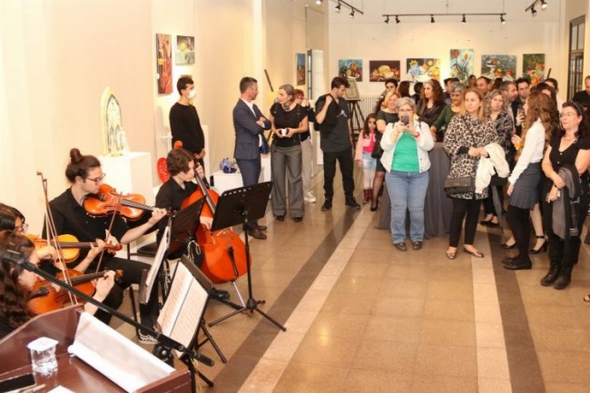 Kocaeli'de Güzel Sanatlar'dan yıl sonu sergisi