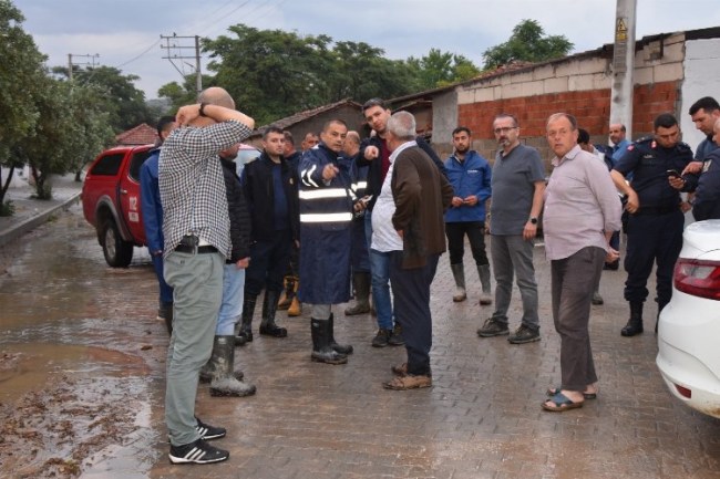 Manisa Saruhanlı'da MASKİ seferberliğini sürdürüyor