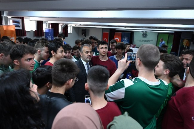 Başkan Aktaş liselilerle 'mesleki' tecrübe paylaştı