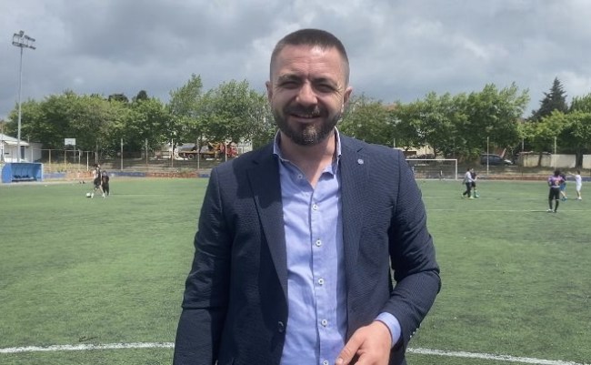 Alaplılı işadamından gençlere büyük destek