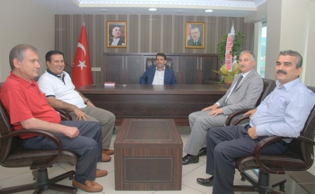 Esnaf Kefalet yönetiminden AK Parti'ye ziyaret