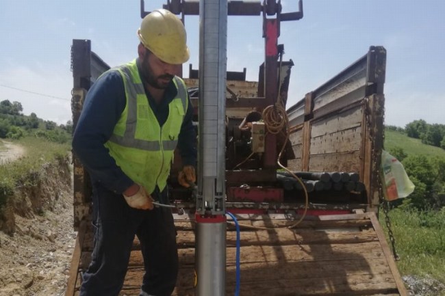 Manisa Sarıgöl'de yeni sondaj kuyusu faaliyette