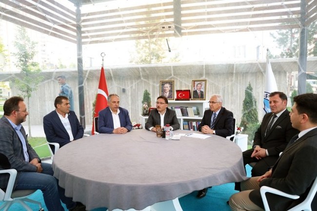 Kayseri Valisi'nden 'Şeffaf Oda'ya tam not