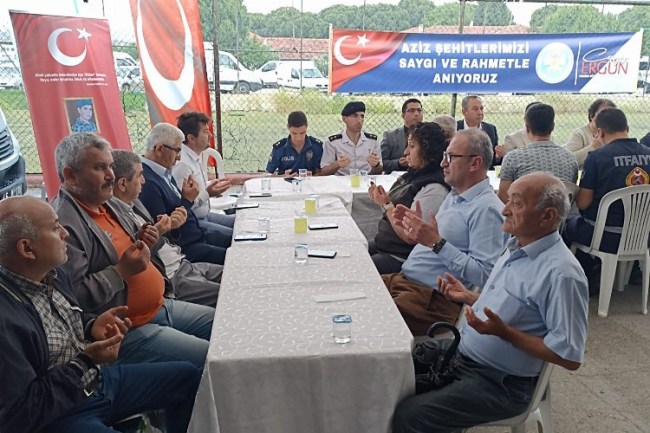 Manisa'da Köprübaşılı şehitler unutulmadı