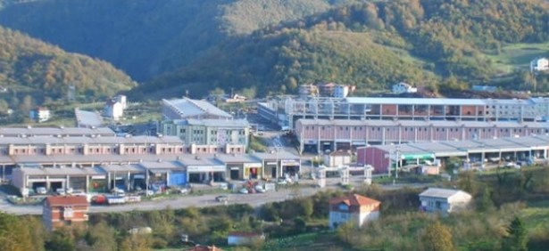 Elektrik kesintisi esnafı mağdur etti!..