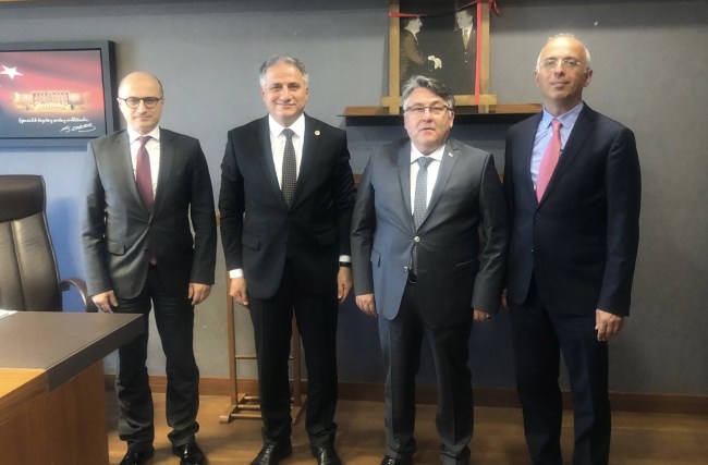 ZBEÜ Rektörü Özölçer’den AK Parti milletvekillerine ziyaret