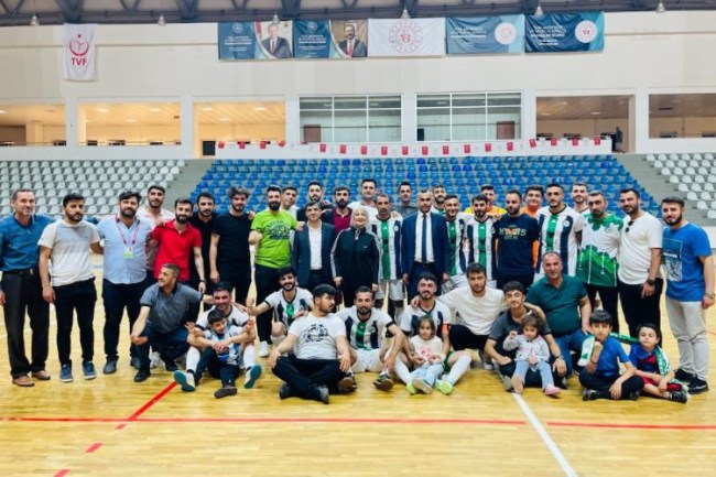Büyük Bingöl Spor, Futsal Süper Ligi'nde yarı finalde