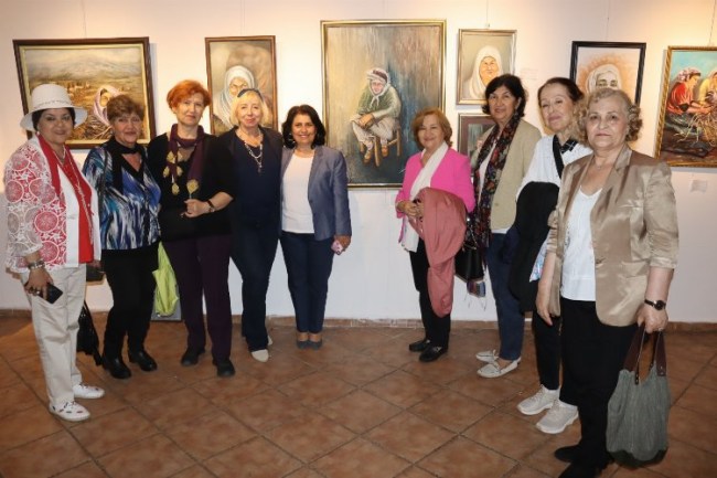 ‘Sanat Yaratır Kadın Yaşatır' sergisi açıldı