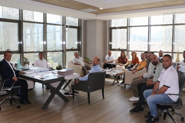 Manisa Büyükşehir'e Niksar'dan ziyaret