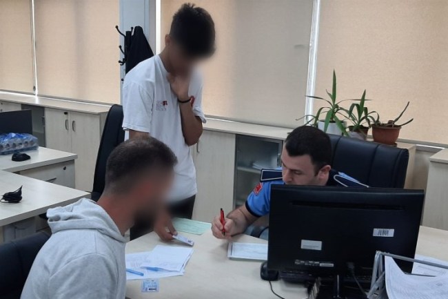 Kocaeli'de engellileri kullanan şahıslara Zabıta engeli