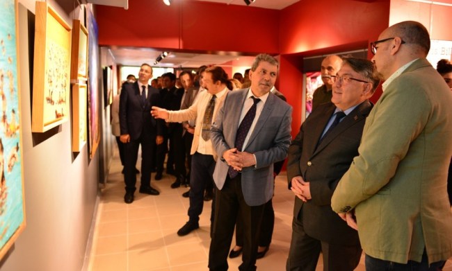 Karaelmas Sanat Galerisi öğretim elemanları sergisiyle açıldı