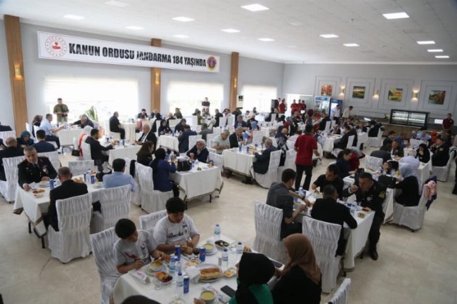 Kayseri protokolünden jandarmaya 184'ncü yıl tebriği