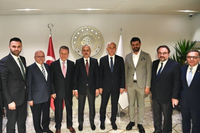 Bakan Uraloğlu DEİK'i kabul etti