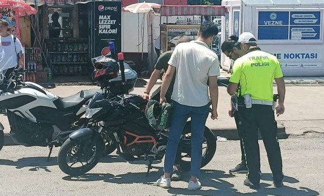 Kdz.Ereğli'de düğün konvoyuna denetleme