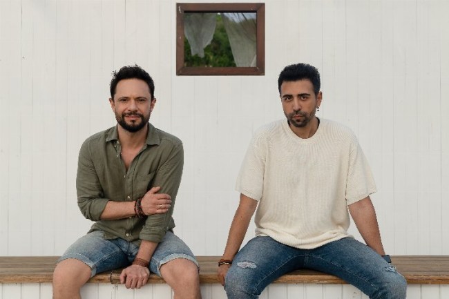 Oytun Karanacak ve Özgün'den sürpriz proje