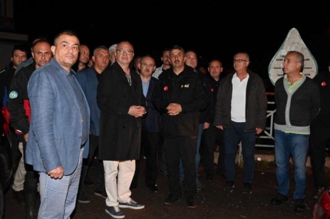 Manisa Büyükşehir Akhisar'ın yanında