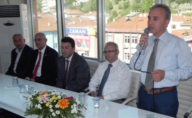 Ak Partililer bir araya geldi..