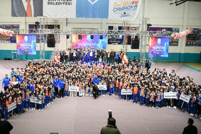 Çayırova'da 475 sporcu müsabakalarda ter döküyor