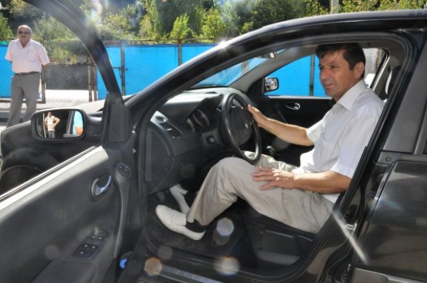 Sever, aracına kavuştu..