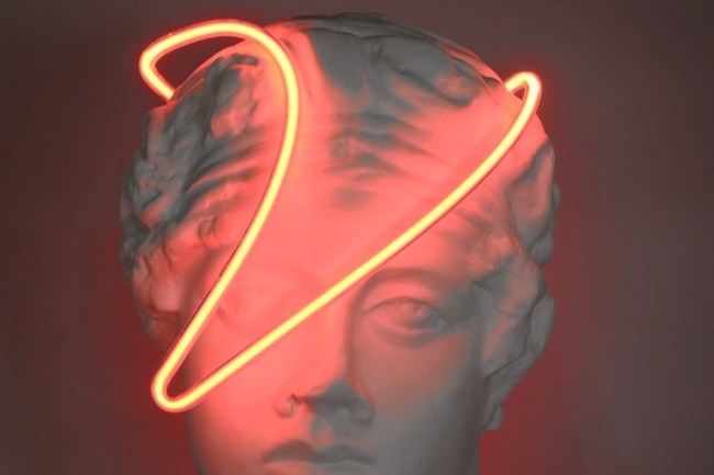 "Sevgili Çirkin Gelecek" haftaya gelecek!